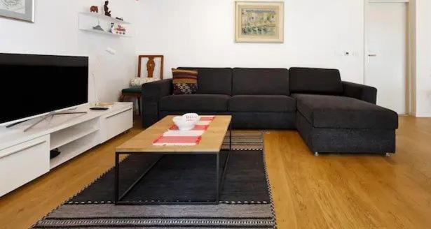 Apartment & Rooms Nugal มาคาร์สกา ภายนอก รูปภาพ