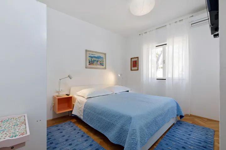 Apartment & Rooms Nugal มาคาร์สกา ภายนอก รูปภาพ
