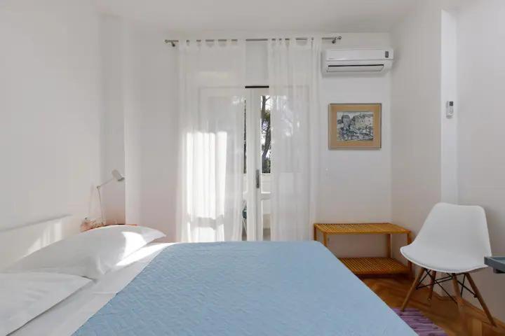 Apartment & Rooms Nugal มาคาร์สกา ห้อง รูปภาพ