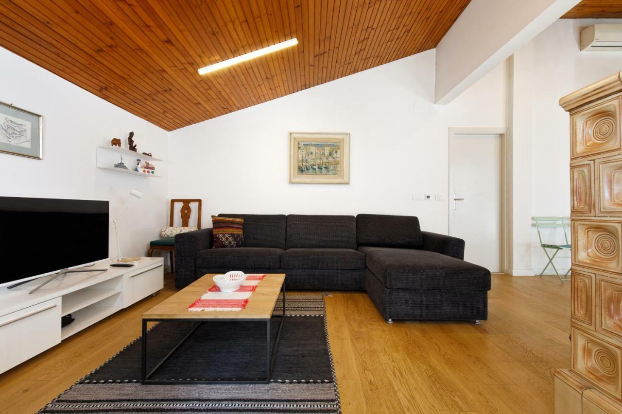 Apartment & Rooms Nugal มาคาร์สกา ภายนอก รูปภาพ
